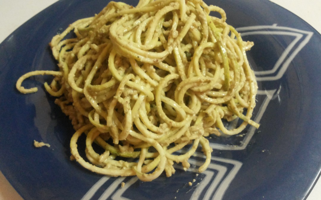 Сурови веган спагети с песто